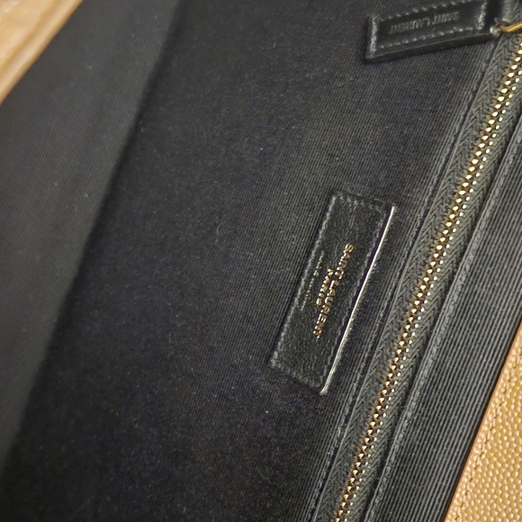 Saint Laurent Tan Quilted Leather Bag - Picture 15 of 16